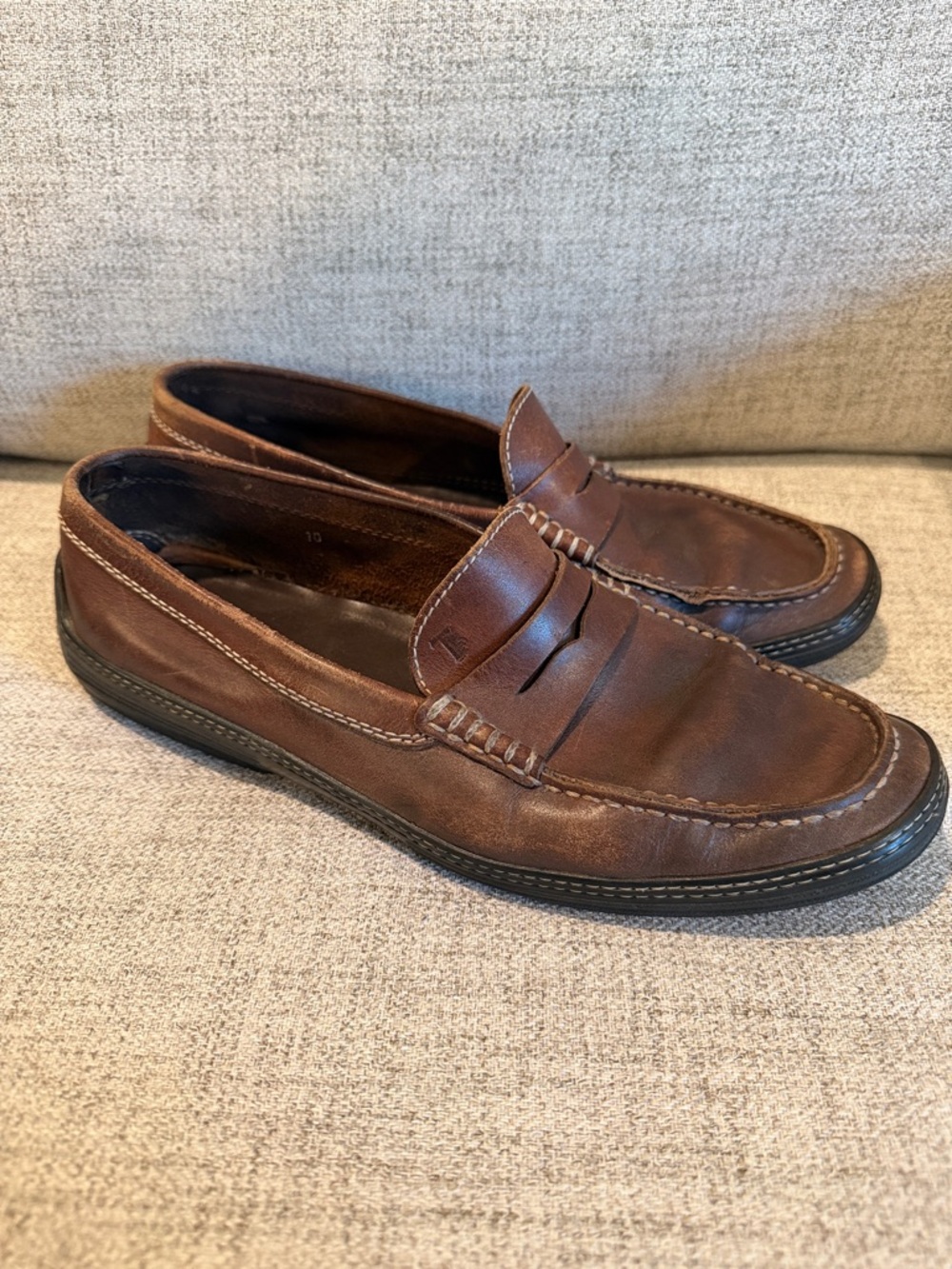 Tod’s Mens Leather Penny Loafers Shoes Older Used **Need repair** see photos